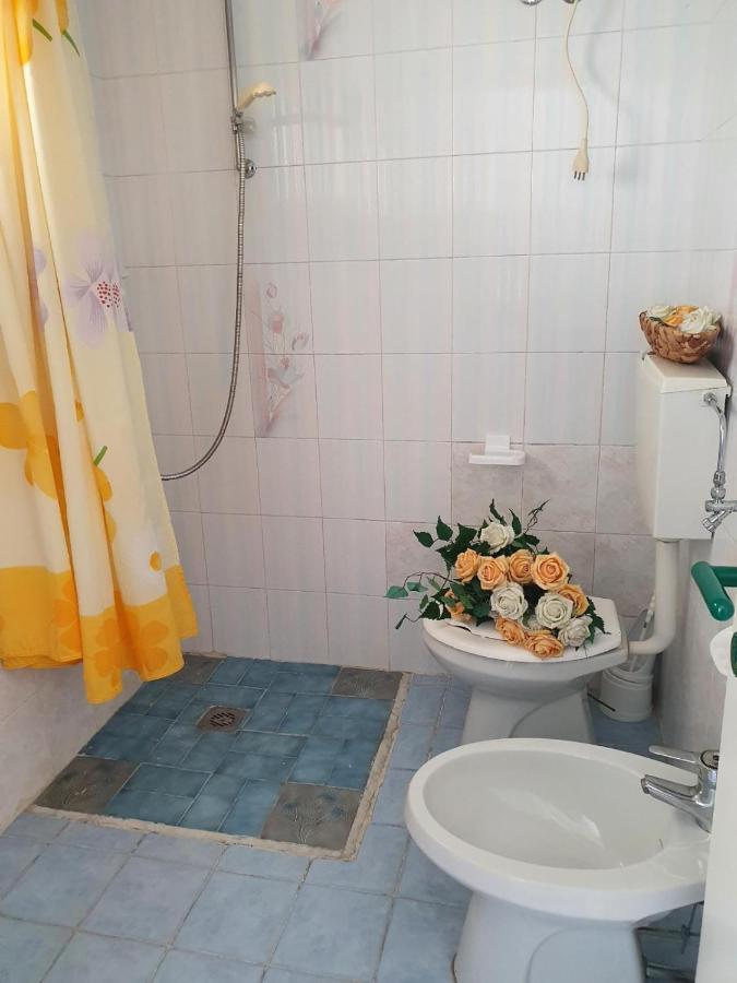 ビビオーネIsola Claraアパートメント エクステリア 写真